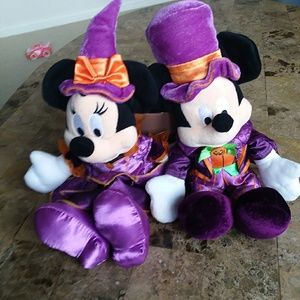 Minnie and Mikey mouse set